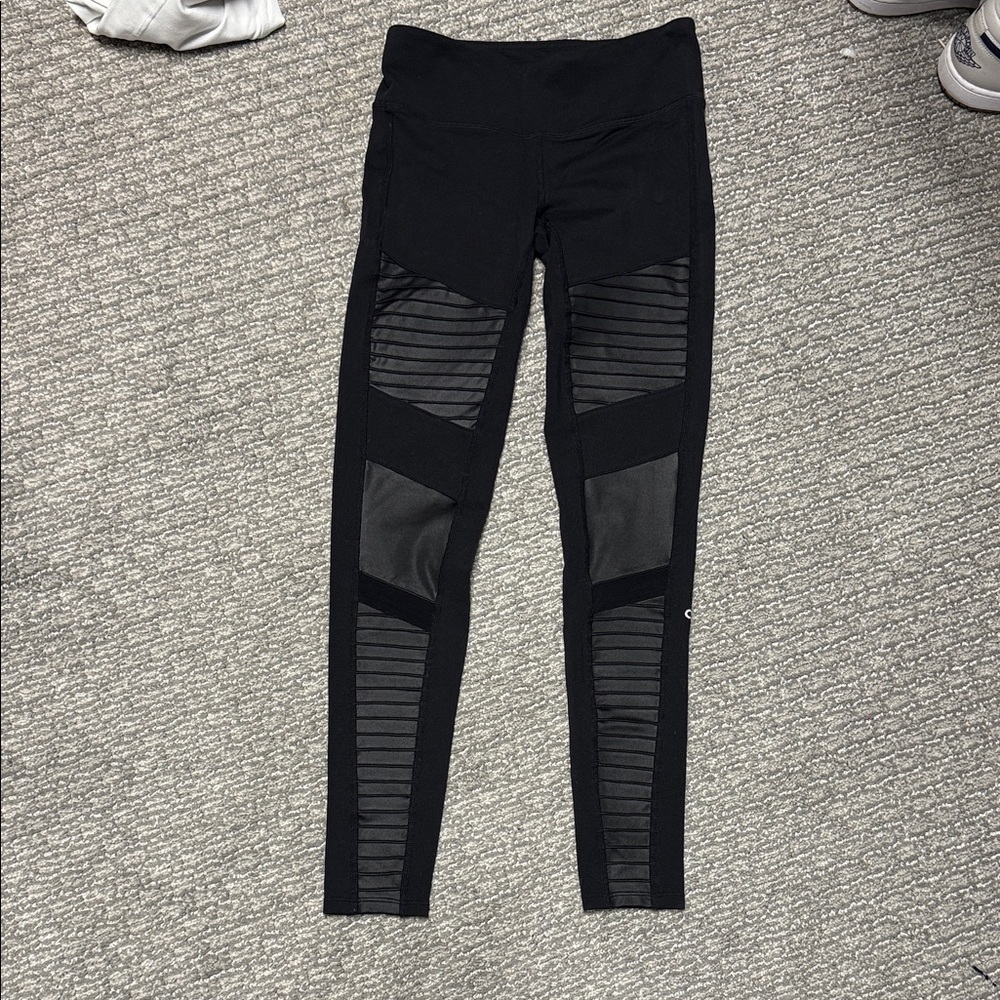 ALO Yoga Motto Black Ribbed Leggings